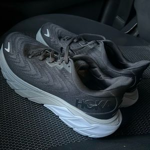 Women’s Hoka Arahi 6